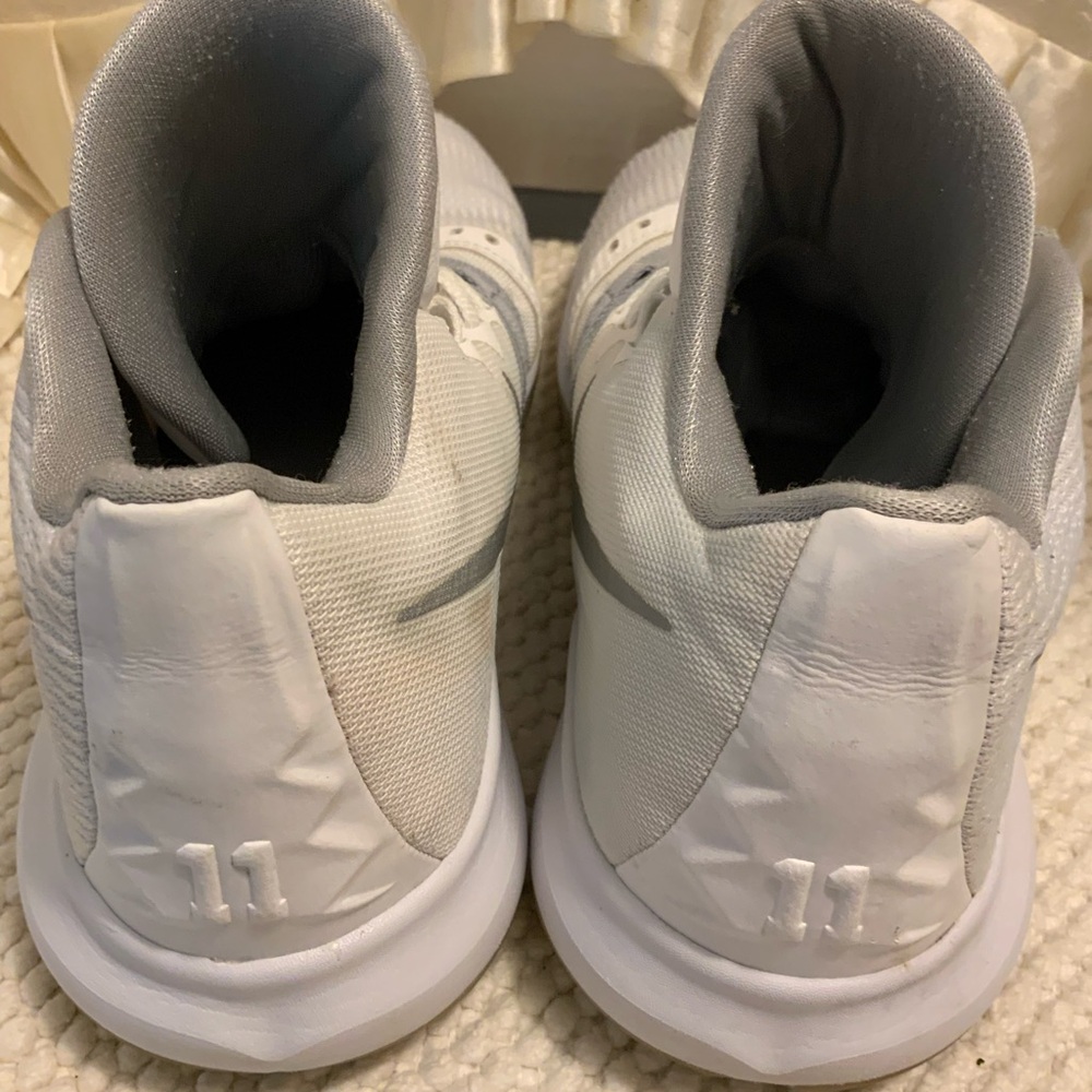 NIKE - Picture 5 of 7